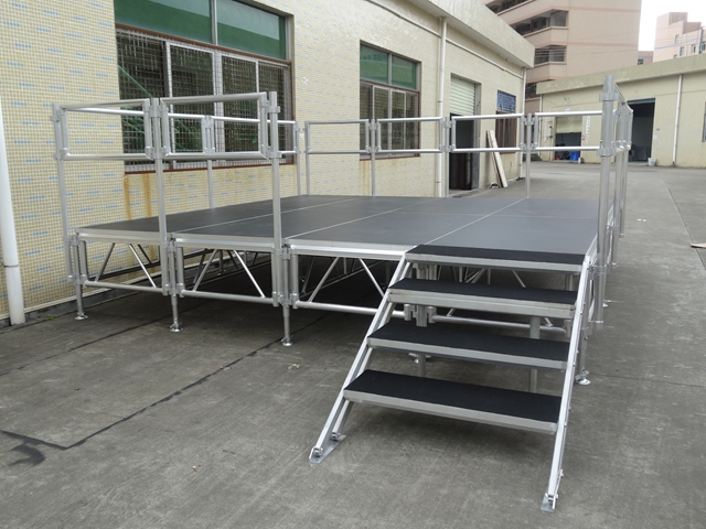 portable aluminum stage system