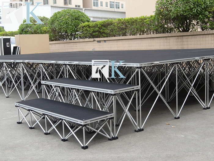 portable stage system